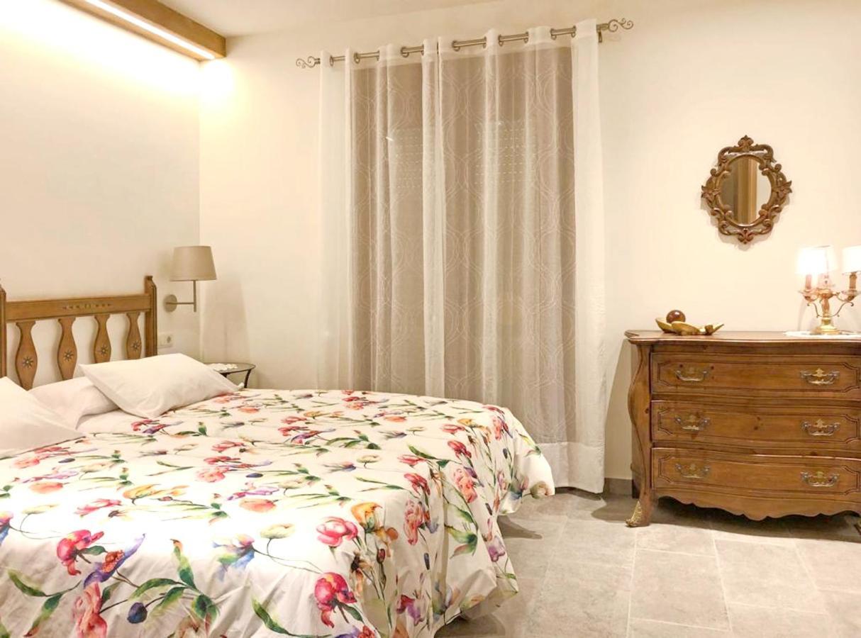 4 Bedrooms House With Terrace And Wifi At Cretas Kültér fotó